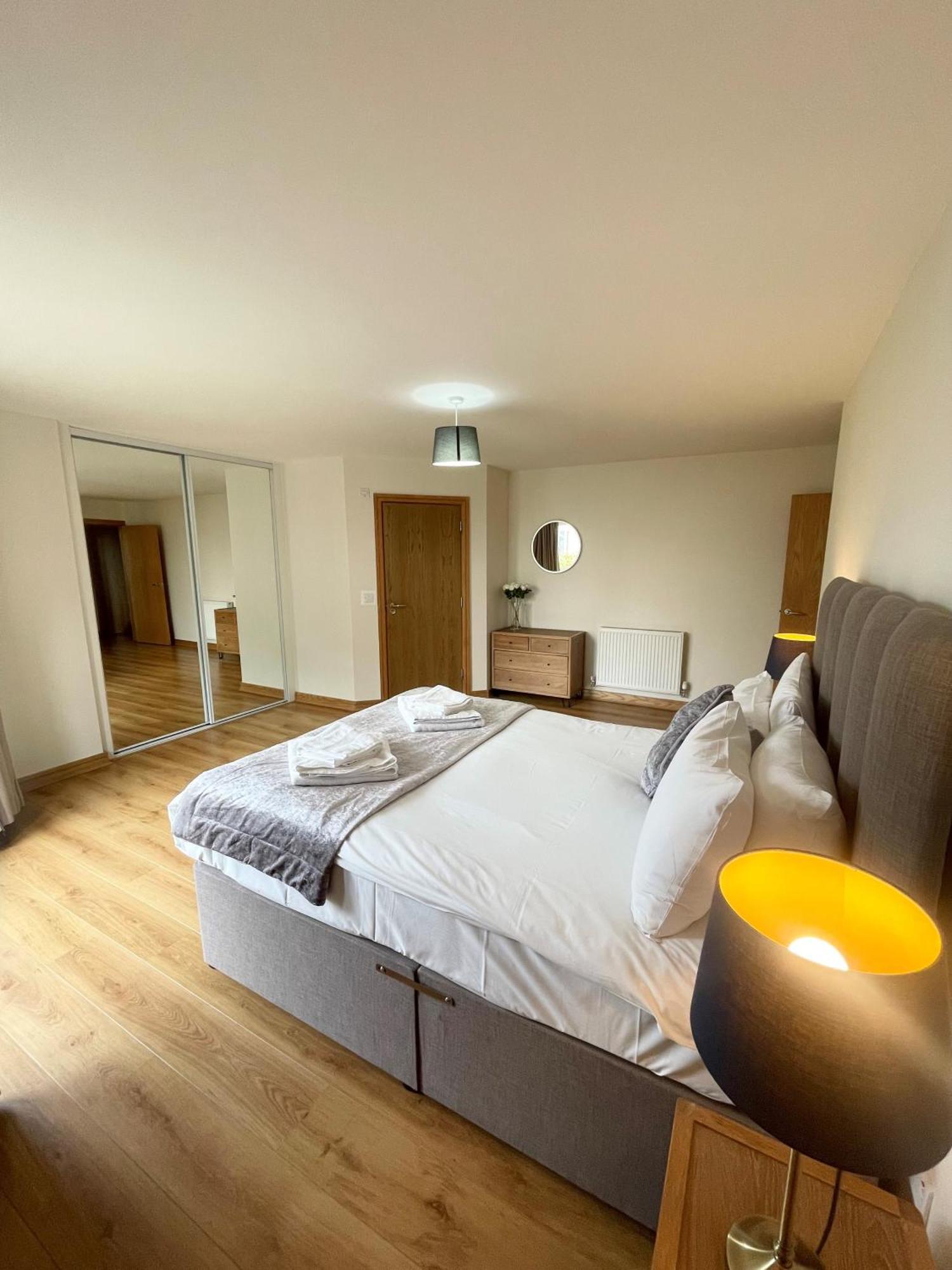 Blue Sky Apartments@Guildford Town Centre Zewnętrze zdjęcie