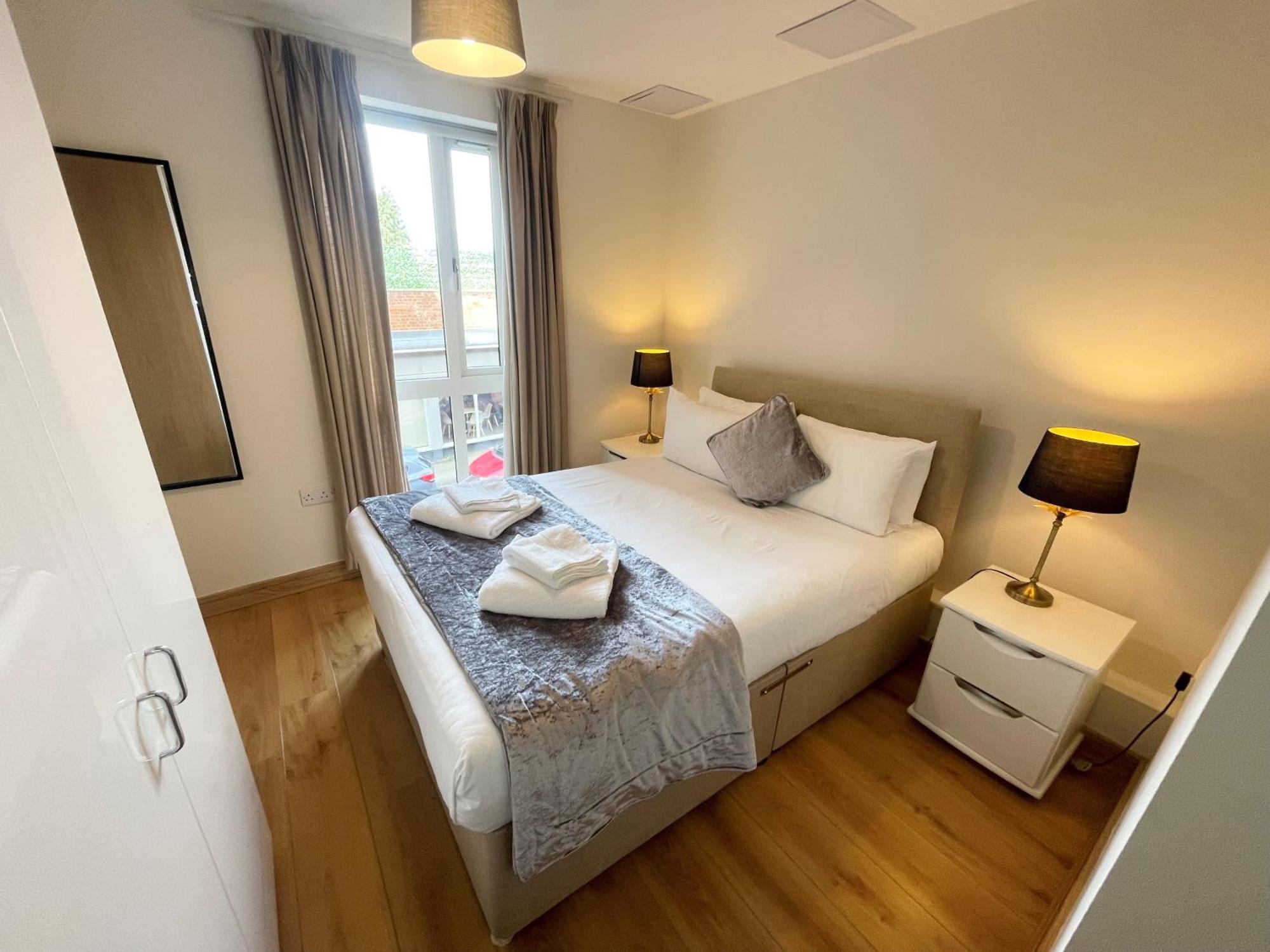Blue Sky Apartments@Guildford Town Centre Zewnętrze zdjęcie